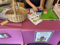 Maar… in groep 3 moeten ze toch leren lezen en rekenen?